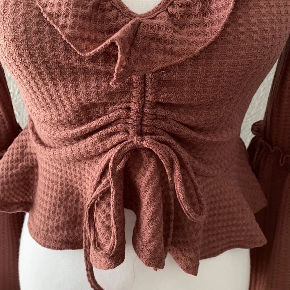 2/$12 Mauve ruffled crop top with bell sleeves - Picture 3 of 5